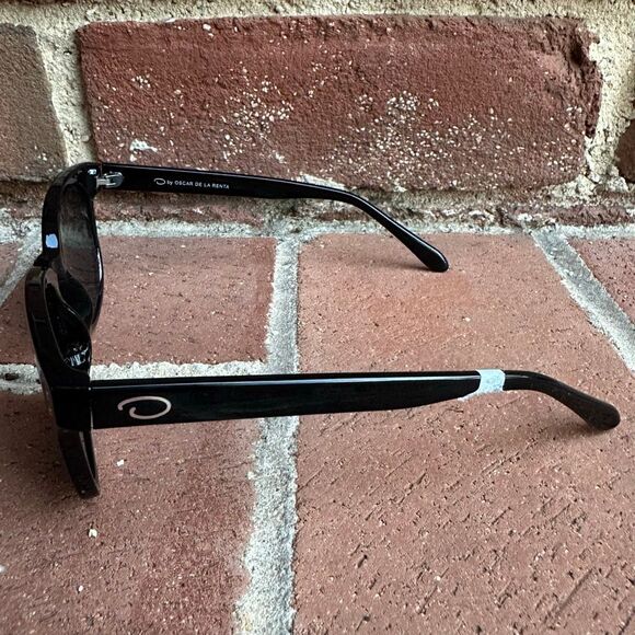 Oscar de la Renta Black Square Sunglasses Dark Tint Designer Shades NEW main image 5